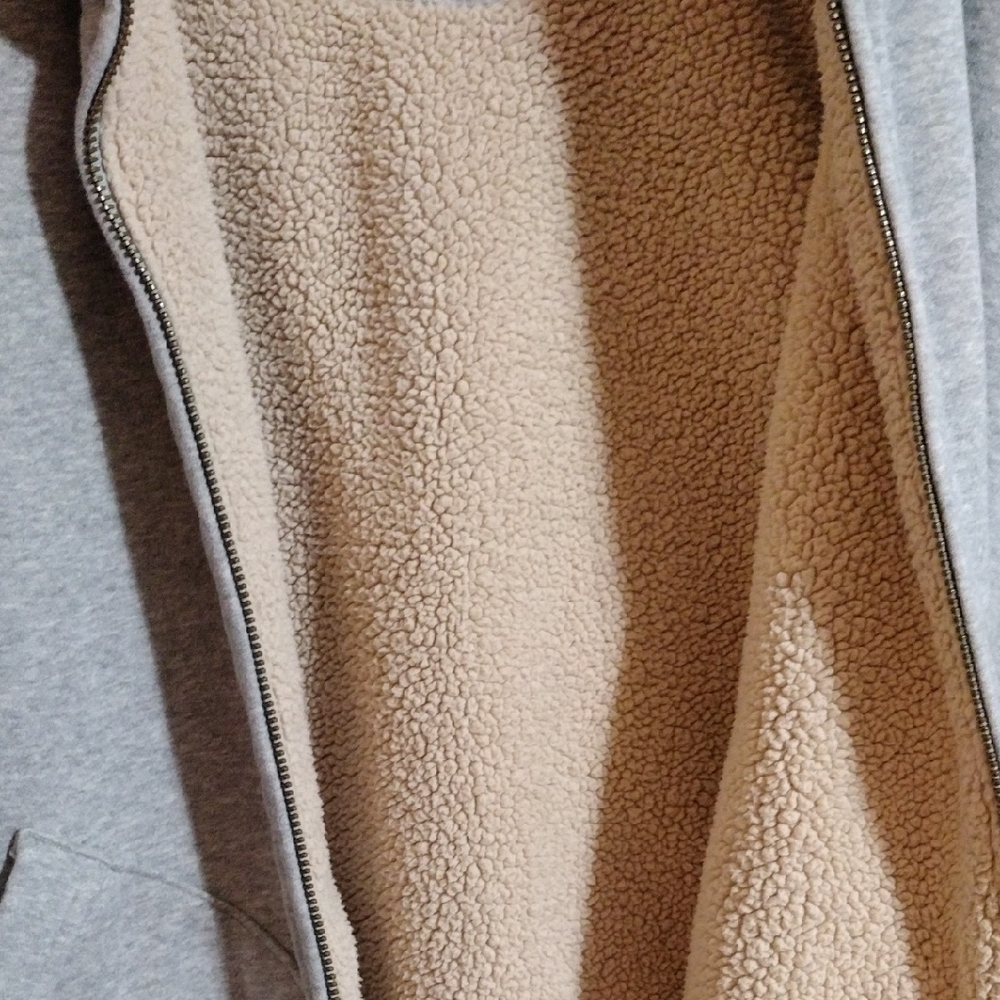 Eddie Bauer Warm And Cozy Light Gray Zip-Up Sweater - Picture 3 of 5